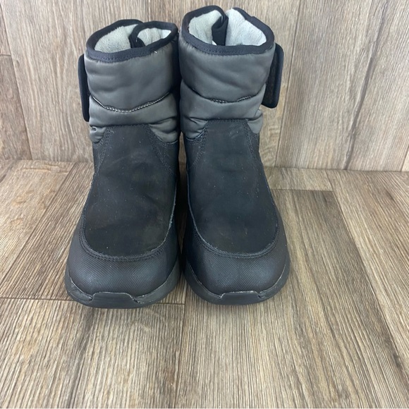 UGG Boots Toty Weather Unisex Size 4 Big Kids Black & Gray Waterproof Outdoors - Picture 3 of 10